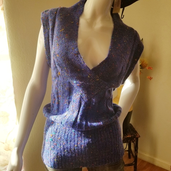 💕Maori Bee Ribbed Multi Colored Knit Sweater Top - Picture 2 of 8